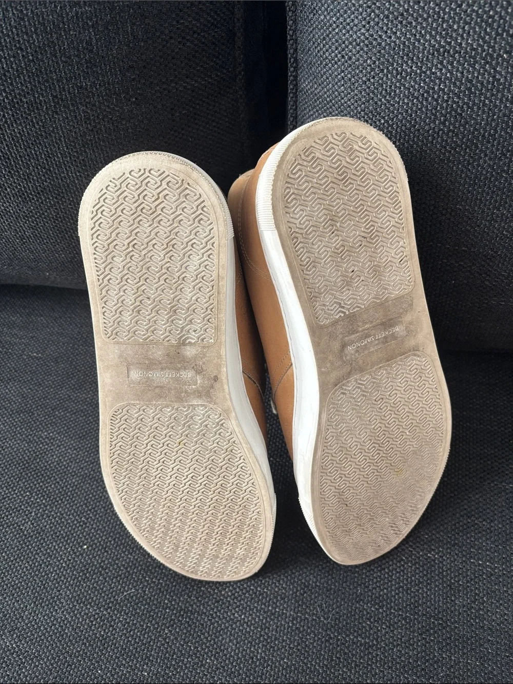 Beckett Simonon Tan Leather Chukka Boots with White Sole